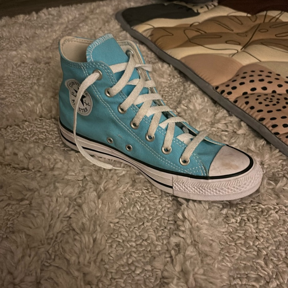 Blue converse🩵